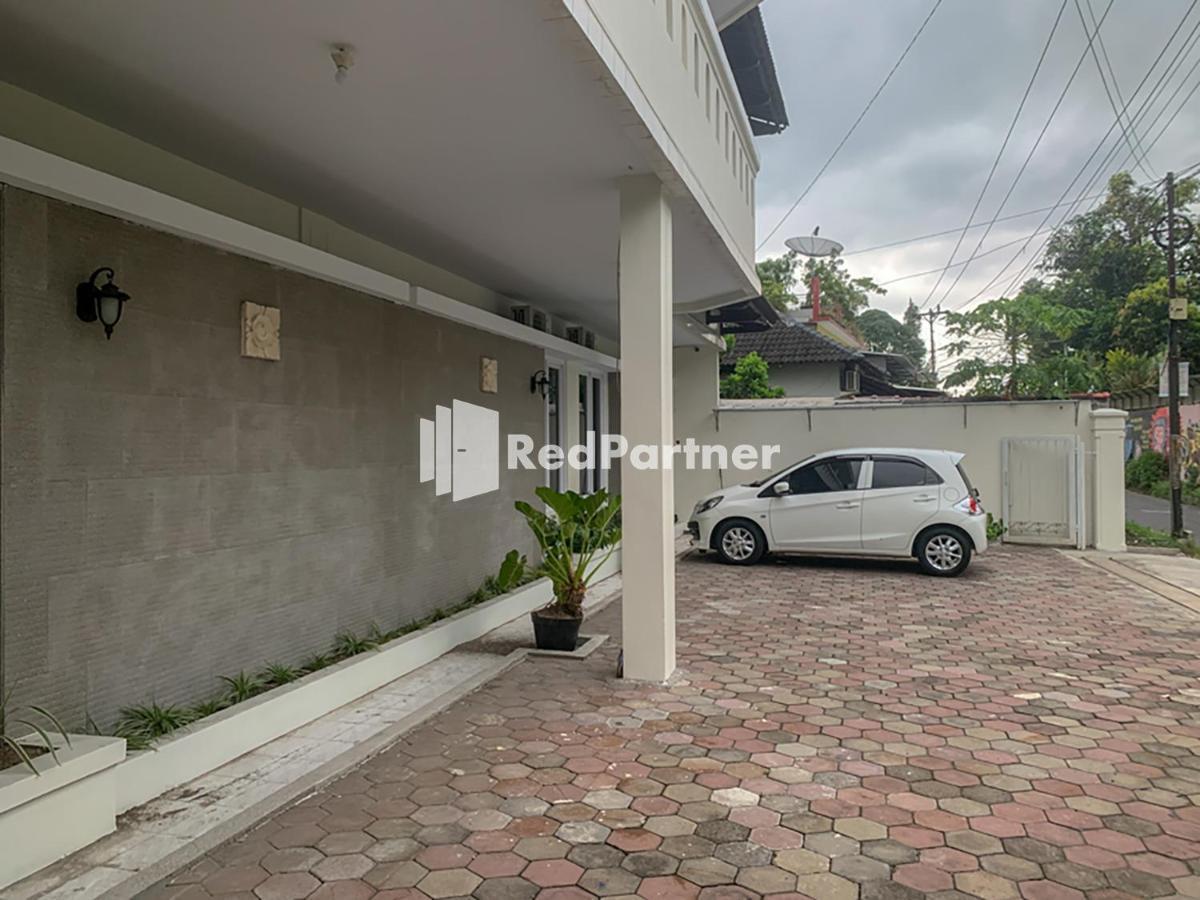 Reddoorz Syariah At Hotel Nuri Indah Dongkelan Yogyakarta Бантул Экстерьер фото